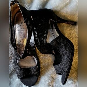 Adrianna Papell Black Women's Heels